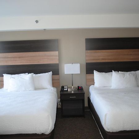 Days Inn & Suites By Wyndham Lindsay Exteriér fotografie