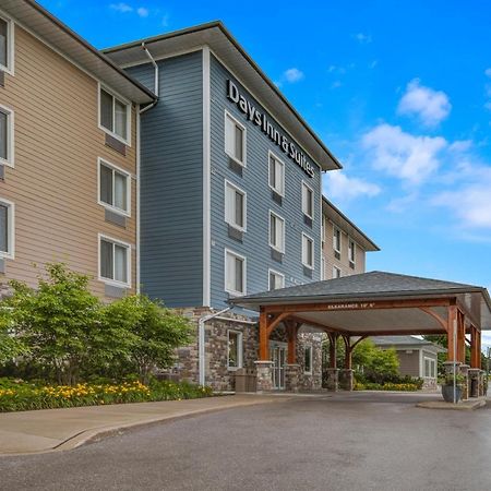 Days Inn & Suites By Wyndham Lindsay Exteriér fotografie