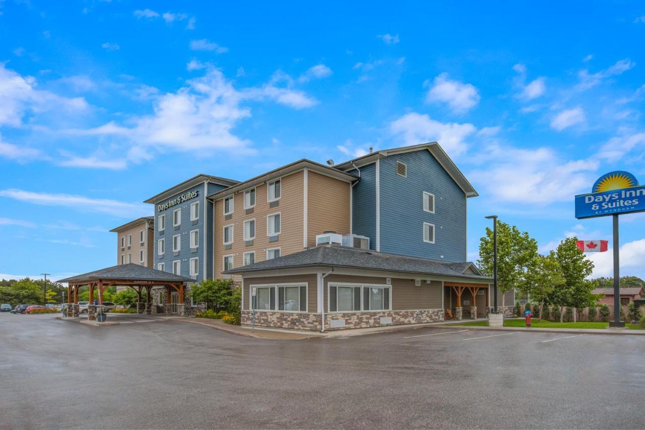 Days Inn & Suites By Wyndham Lindsay Exteriér fotografie