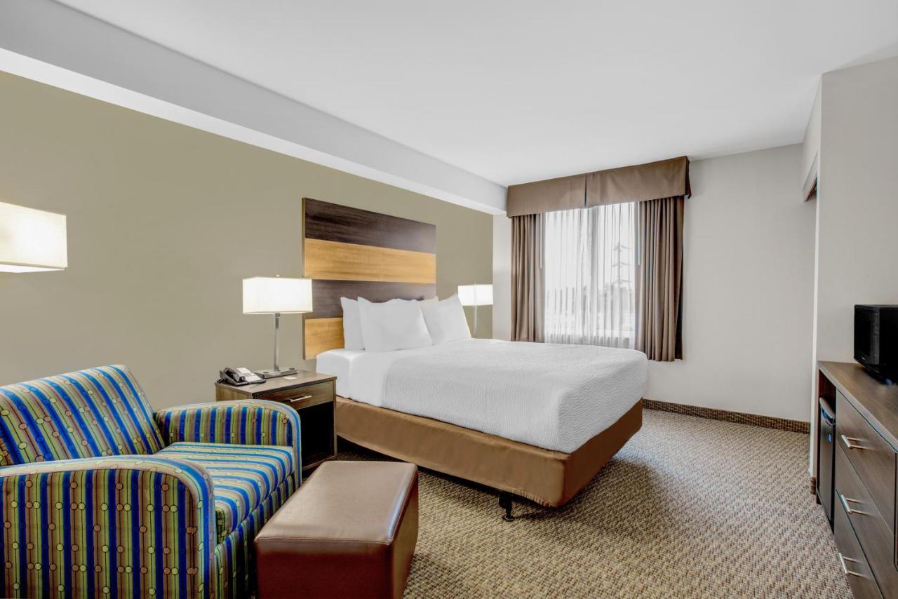 Days Inn & Suites By Wyndham Lindsay Exteriér fotografie