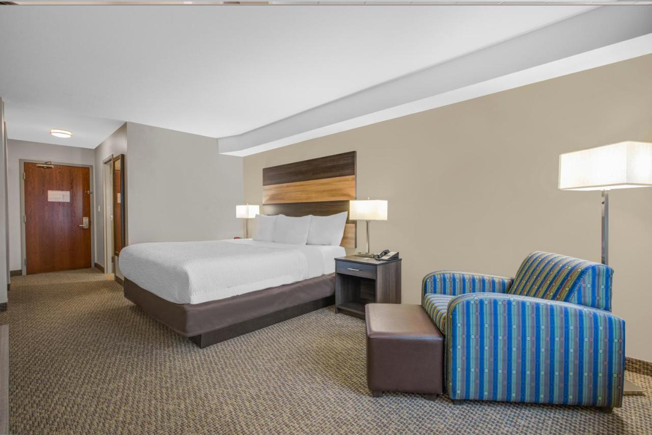Days Inn & Suites By Wyndham Lindsay Exteriér fotografie